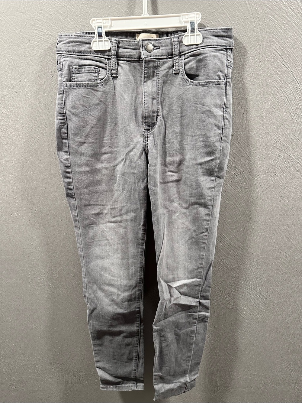 Universal Thread Women's Skinny Jeans in Gray